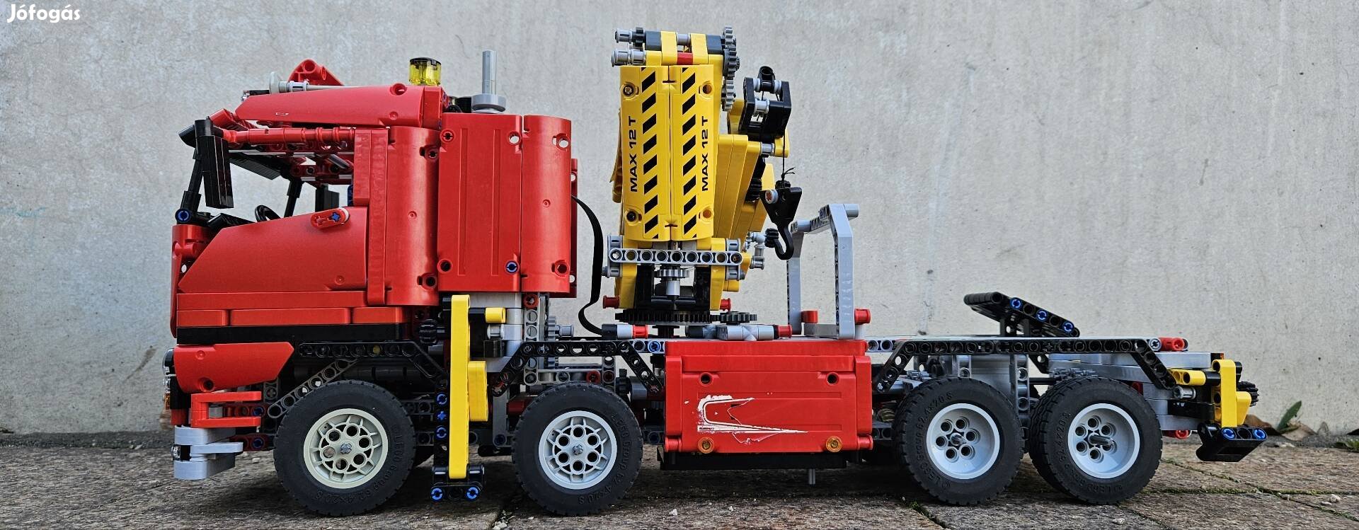 Lego Technic 8258 Crane Truck motorizált kamion eladó. 