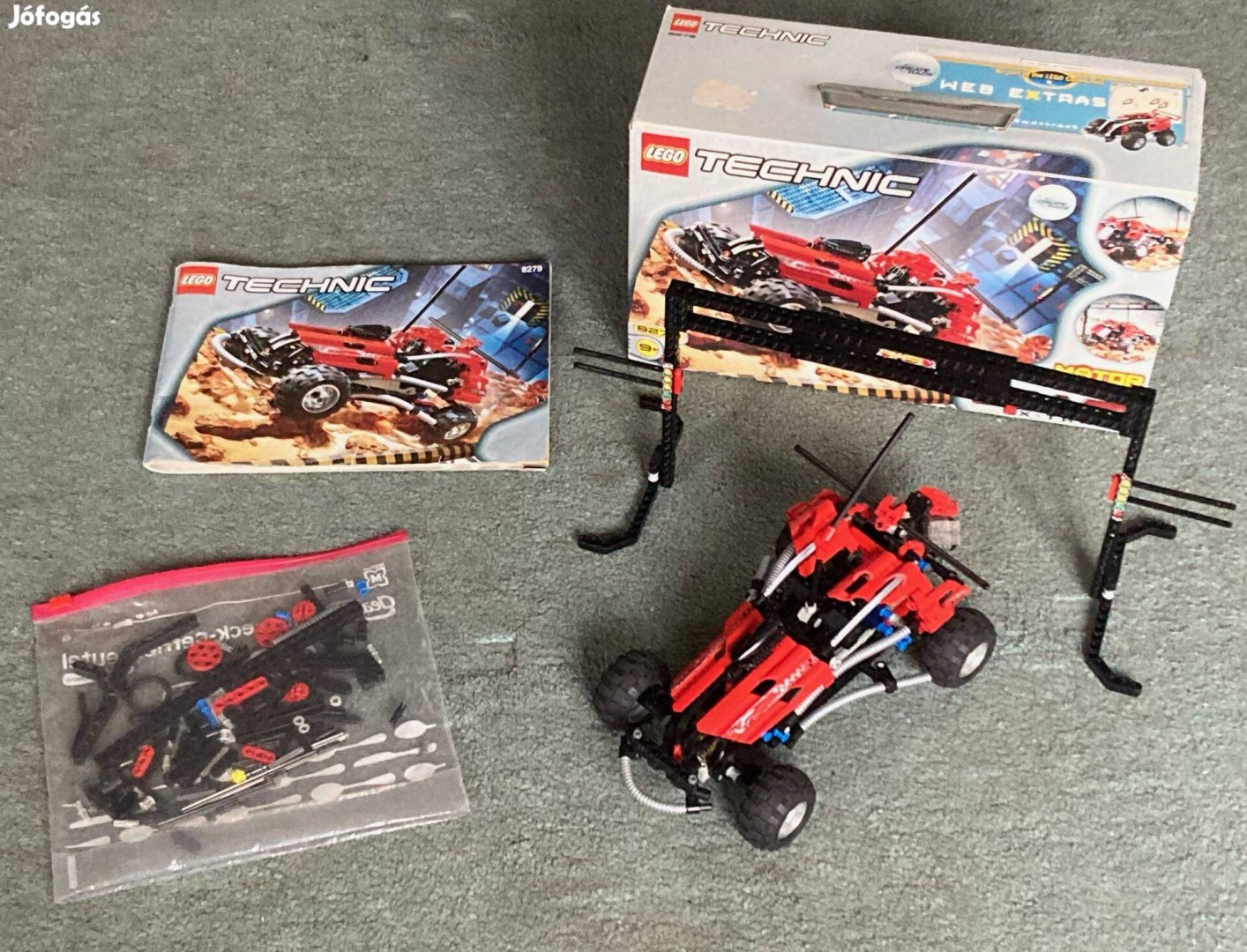 Lego Technic 8279 motoros autó 4WD X-Track dobozzal, leírással