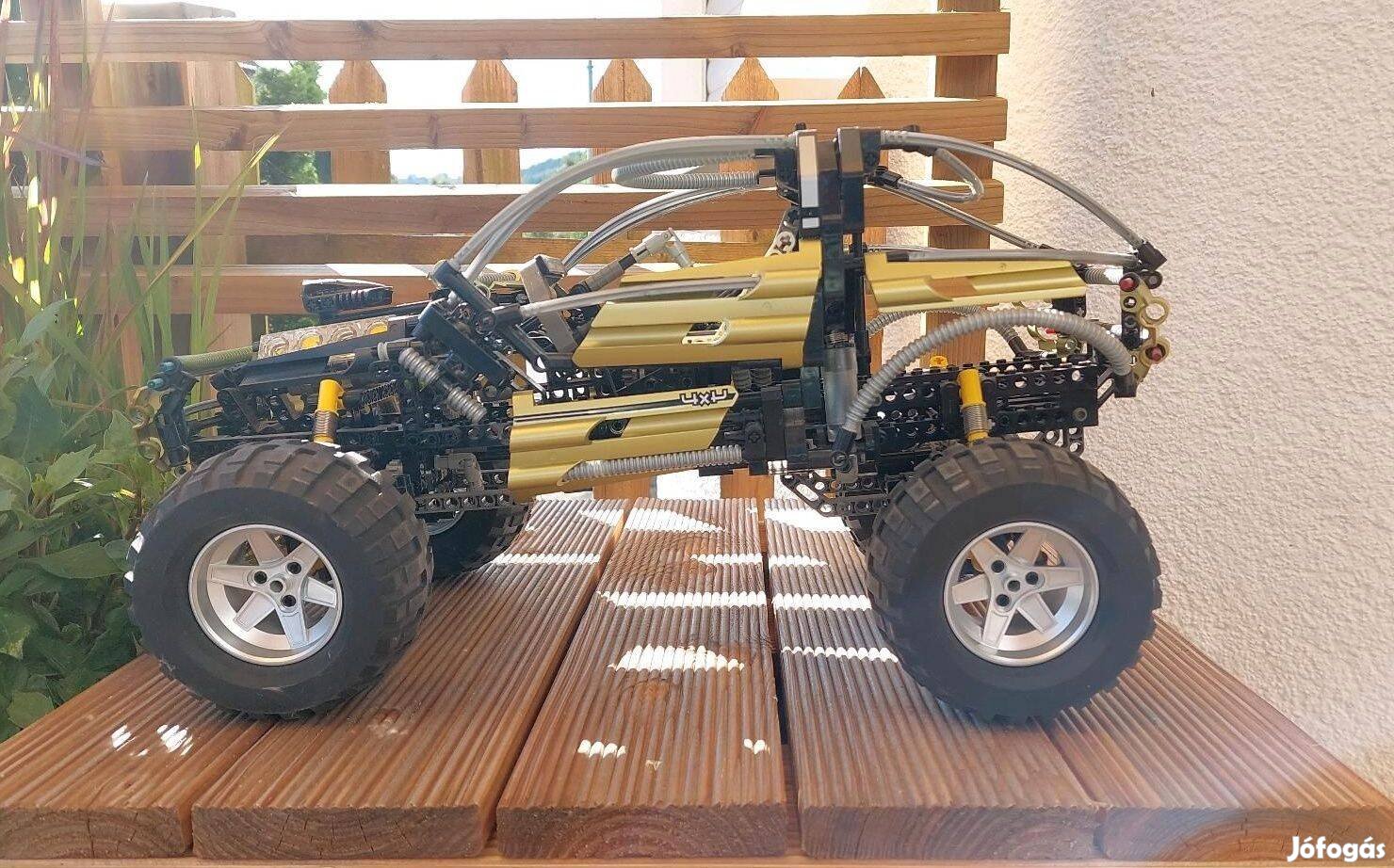 Lego Technic 8466 4x4 Off-Roader Terepjáró