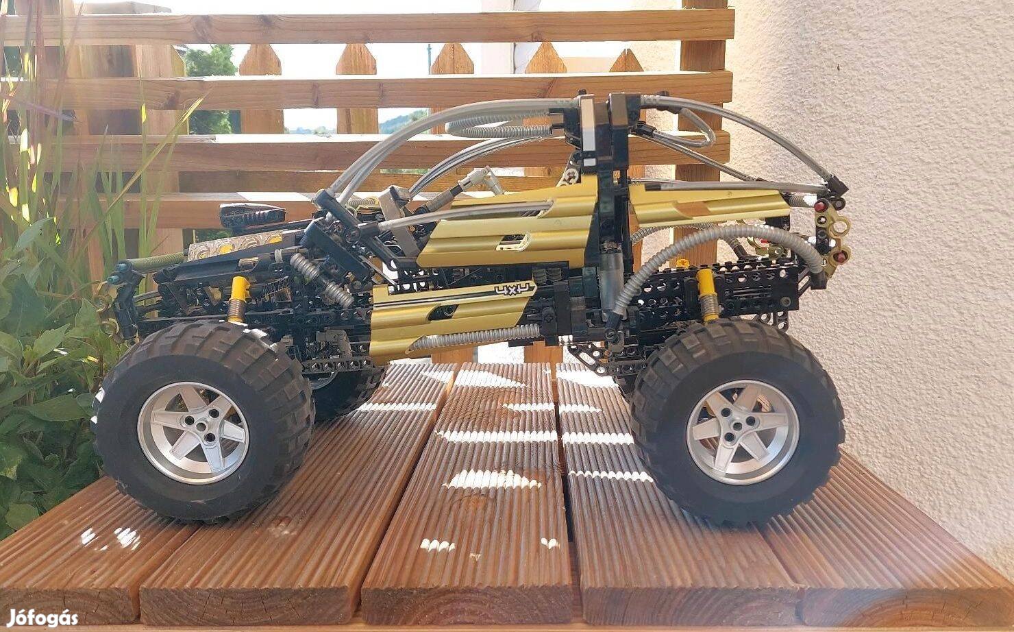 Lego Technic 8466 4x4 Off-Roader Terepjáró