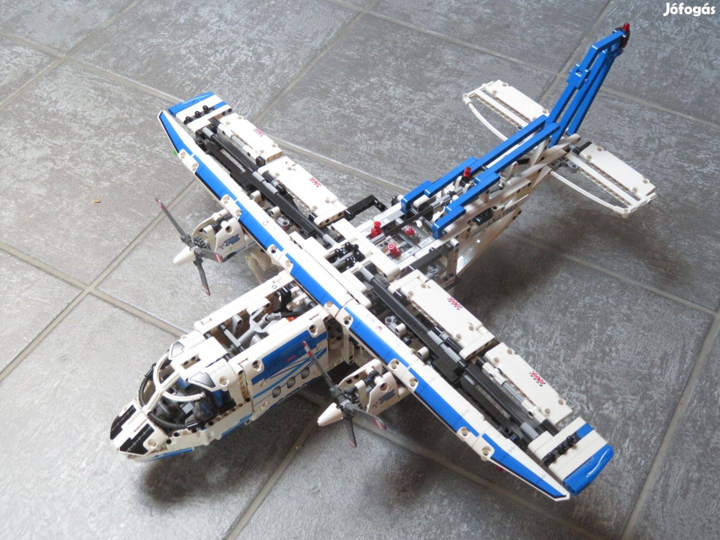 Lego Technic teherszállító repülőgép cargo plane 42025