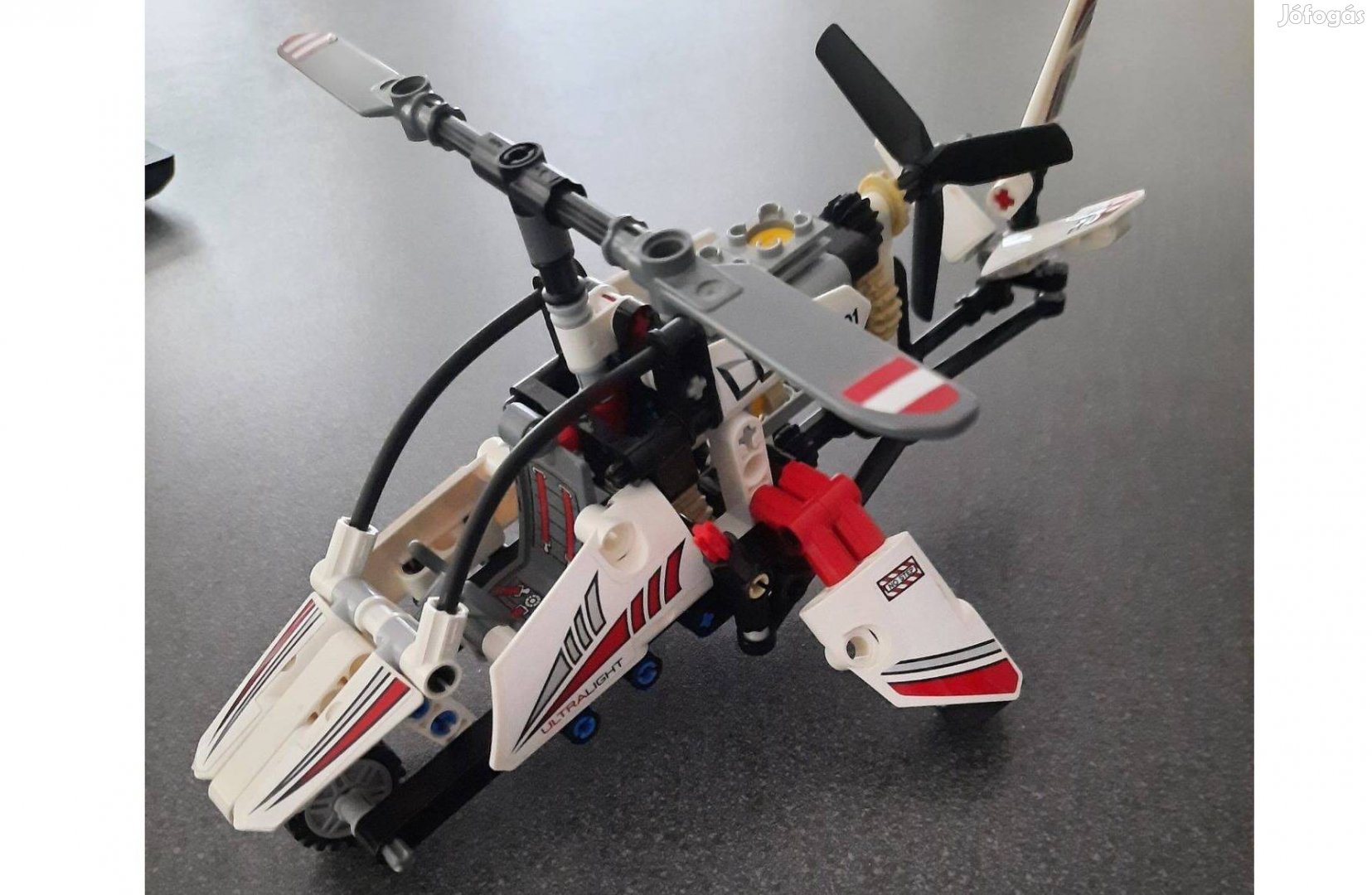 Lego Ultrakönnyű helikopter 42057