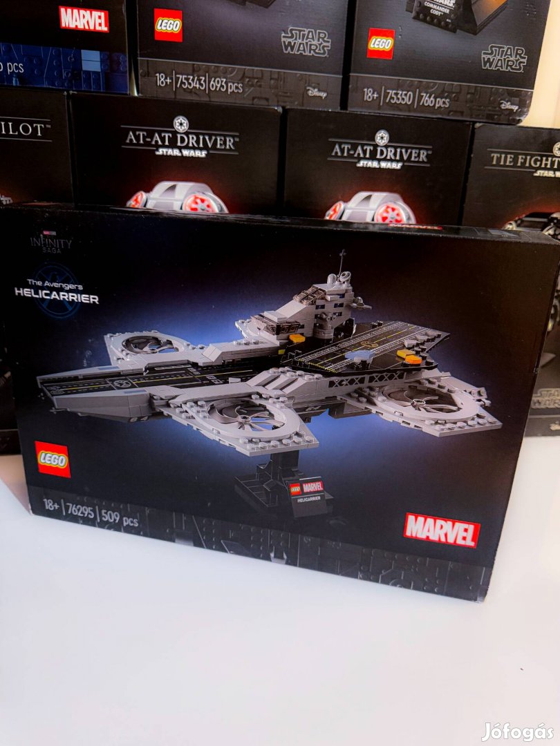 Lego - Helicarrier (76295)