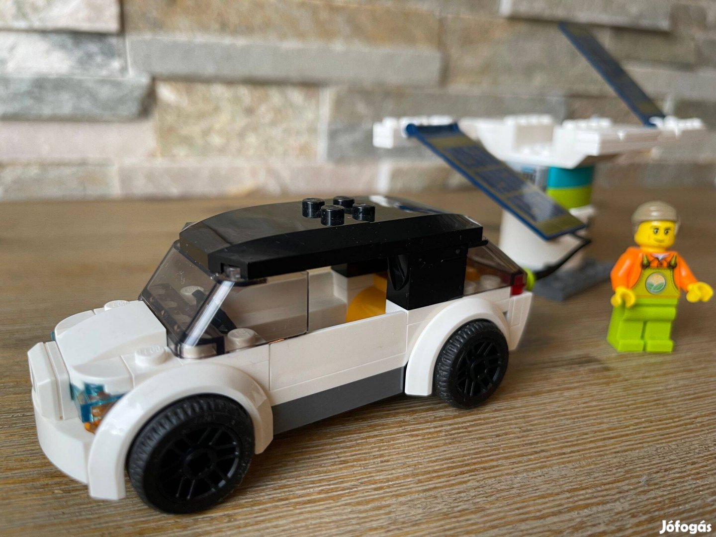 Lego auto elektromos auto + tolto Lego auto