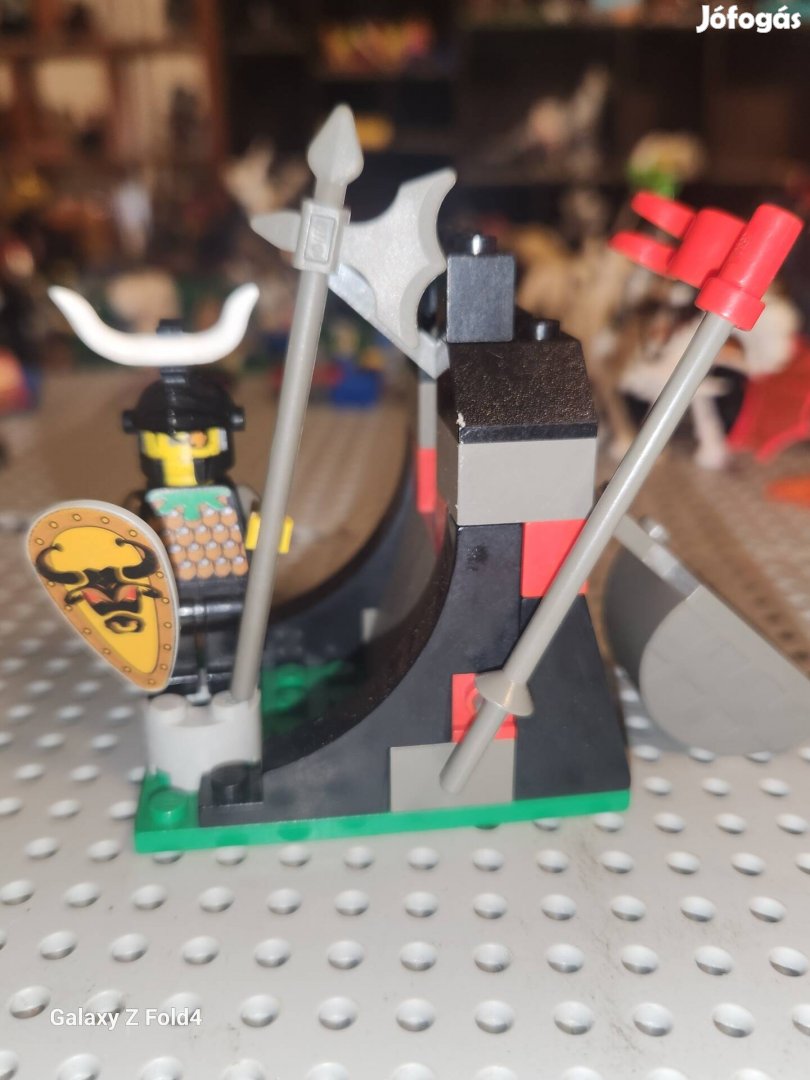 Lego castle vár kőhajito gép bivaly fej lovaggal 