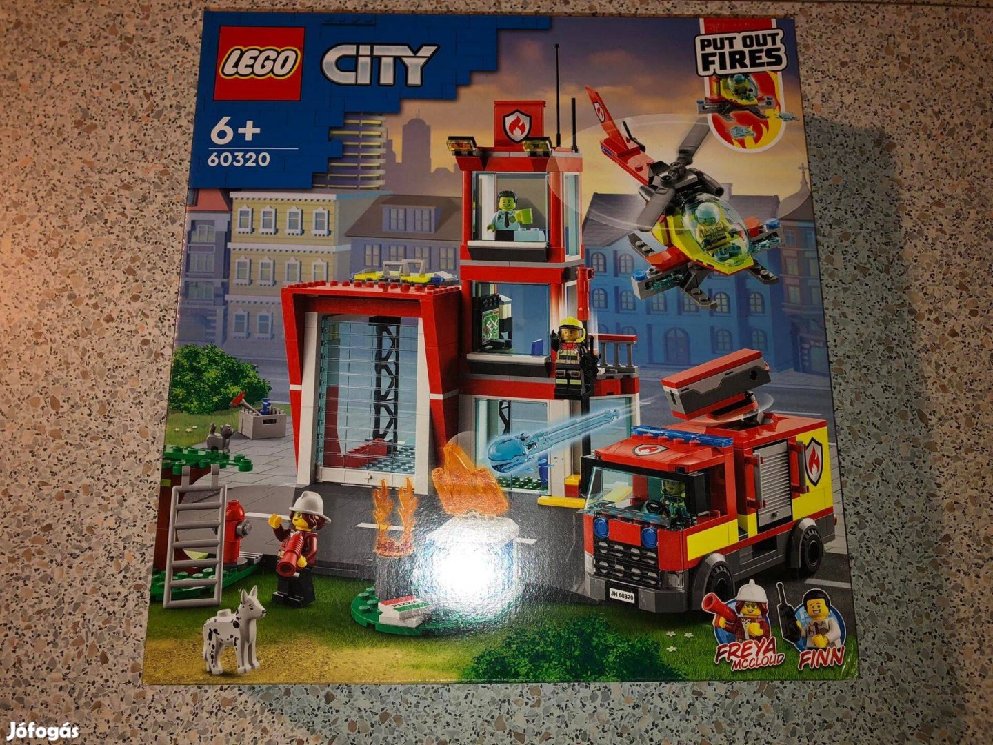 Lego city 60320 eladó