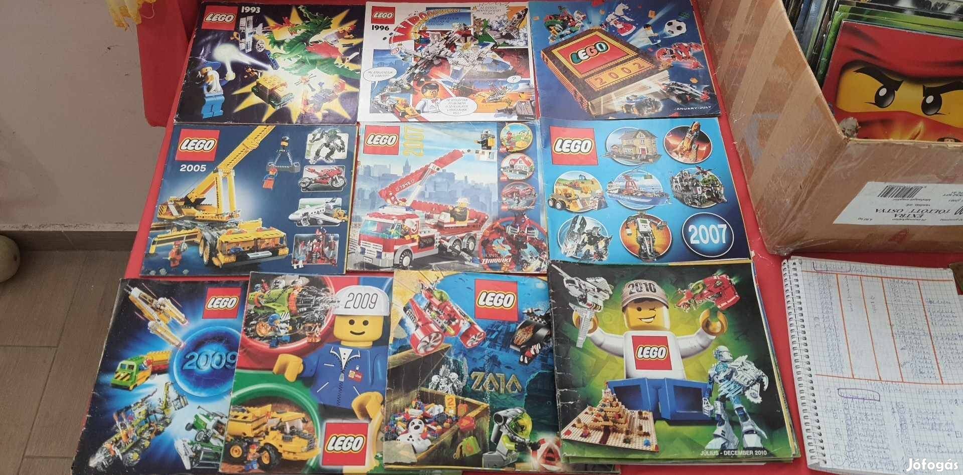 Lego éves katalógus gyűjtemény 1993-2010