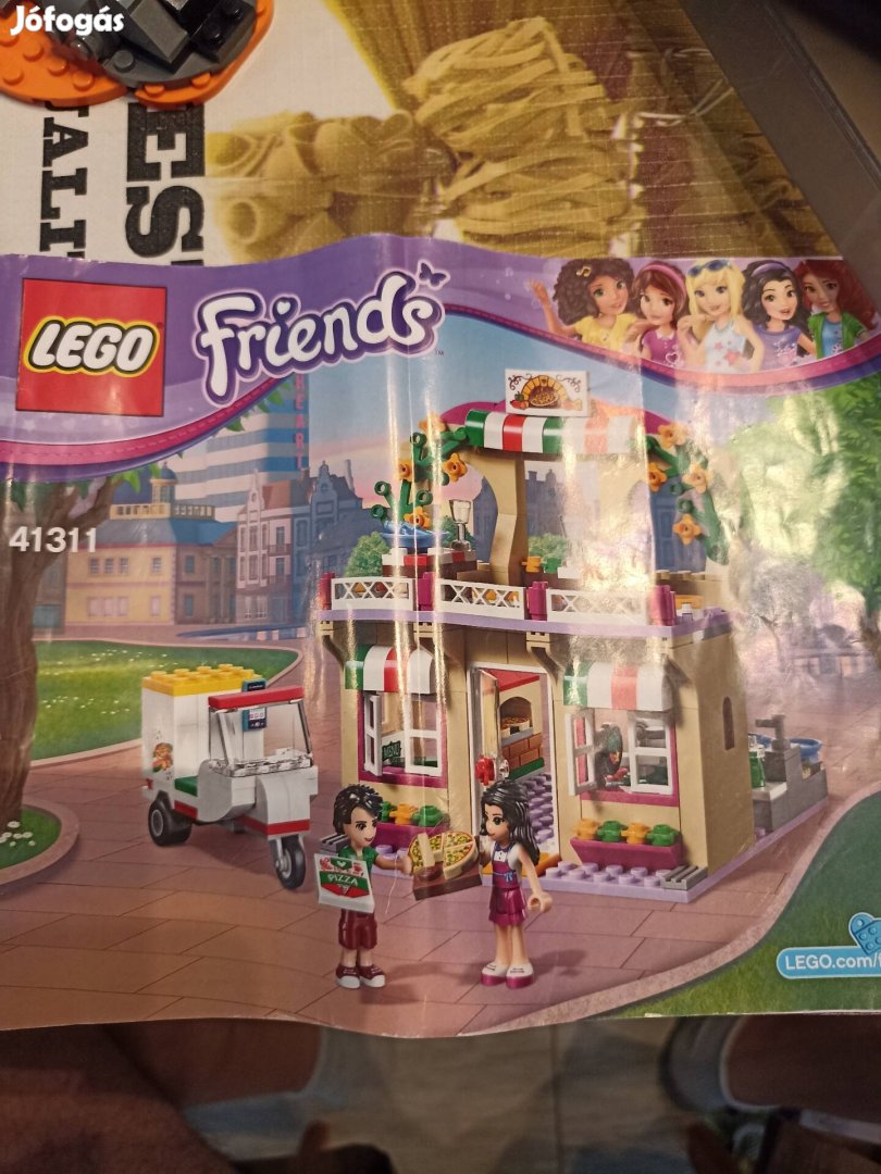 Lego friends pizzeria