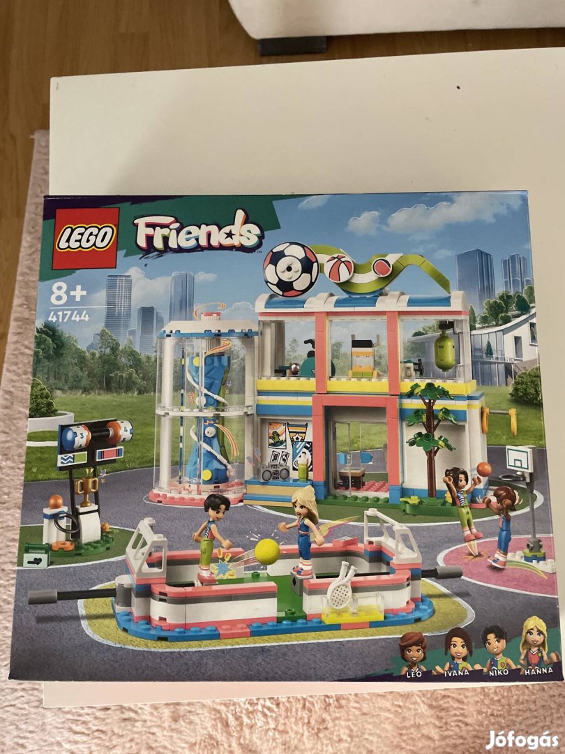 Lego friends sport center 