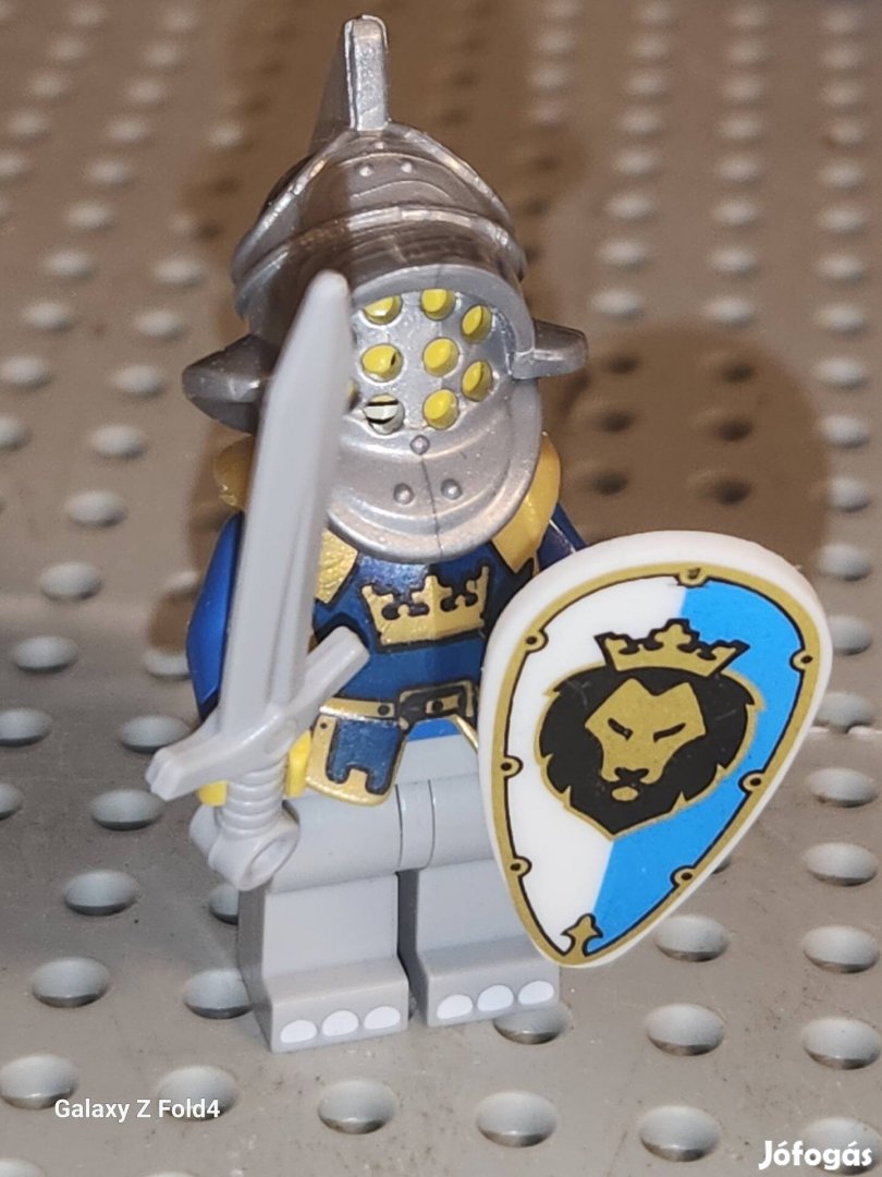 Lego gladiátor sisak koronas pancél oroszlan pajzs