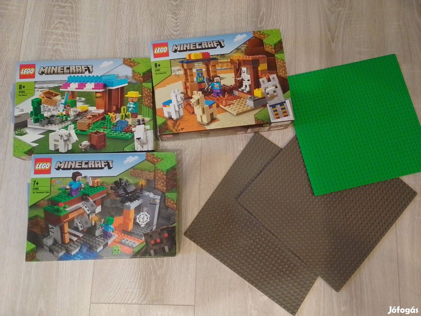 Lego minecraft készlet + 3 alaplap