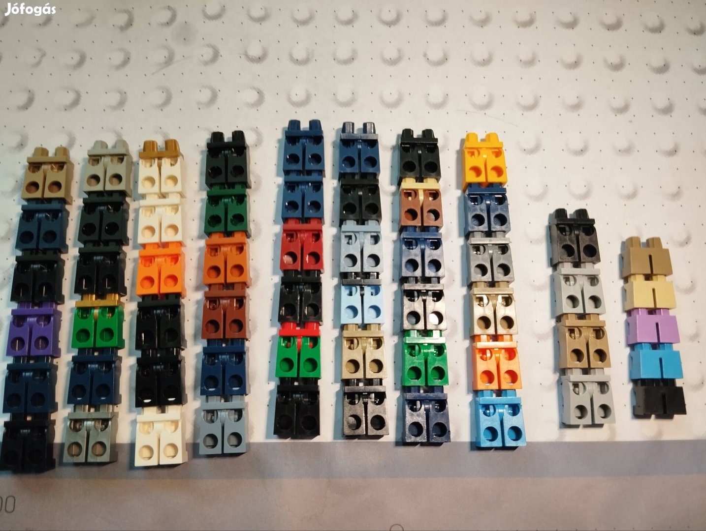 Lego minifigura lábak 