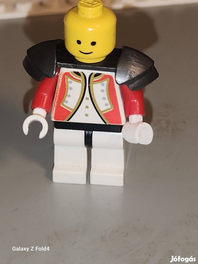 Lego pirates admirális tábornok torzo 