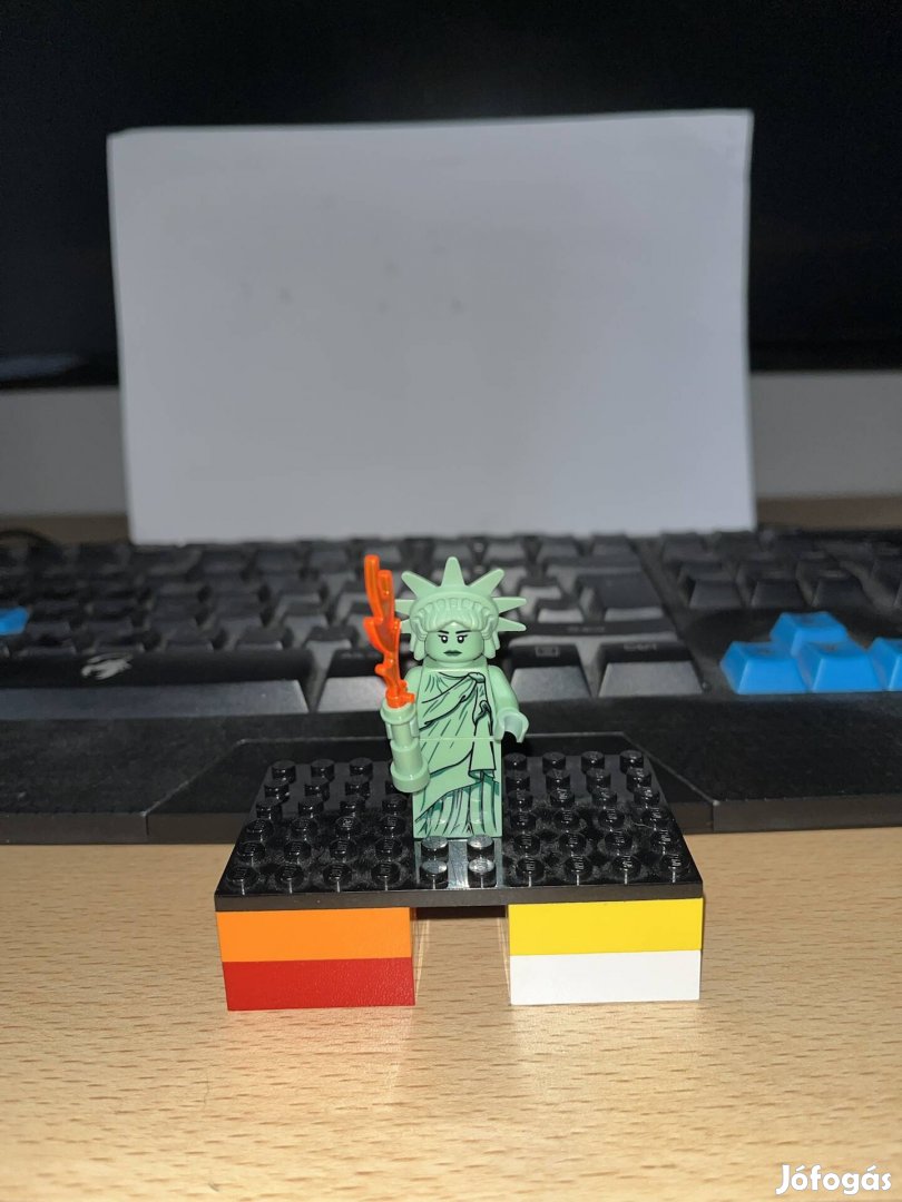 Lego szabadság szobor 