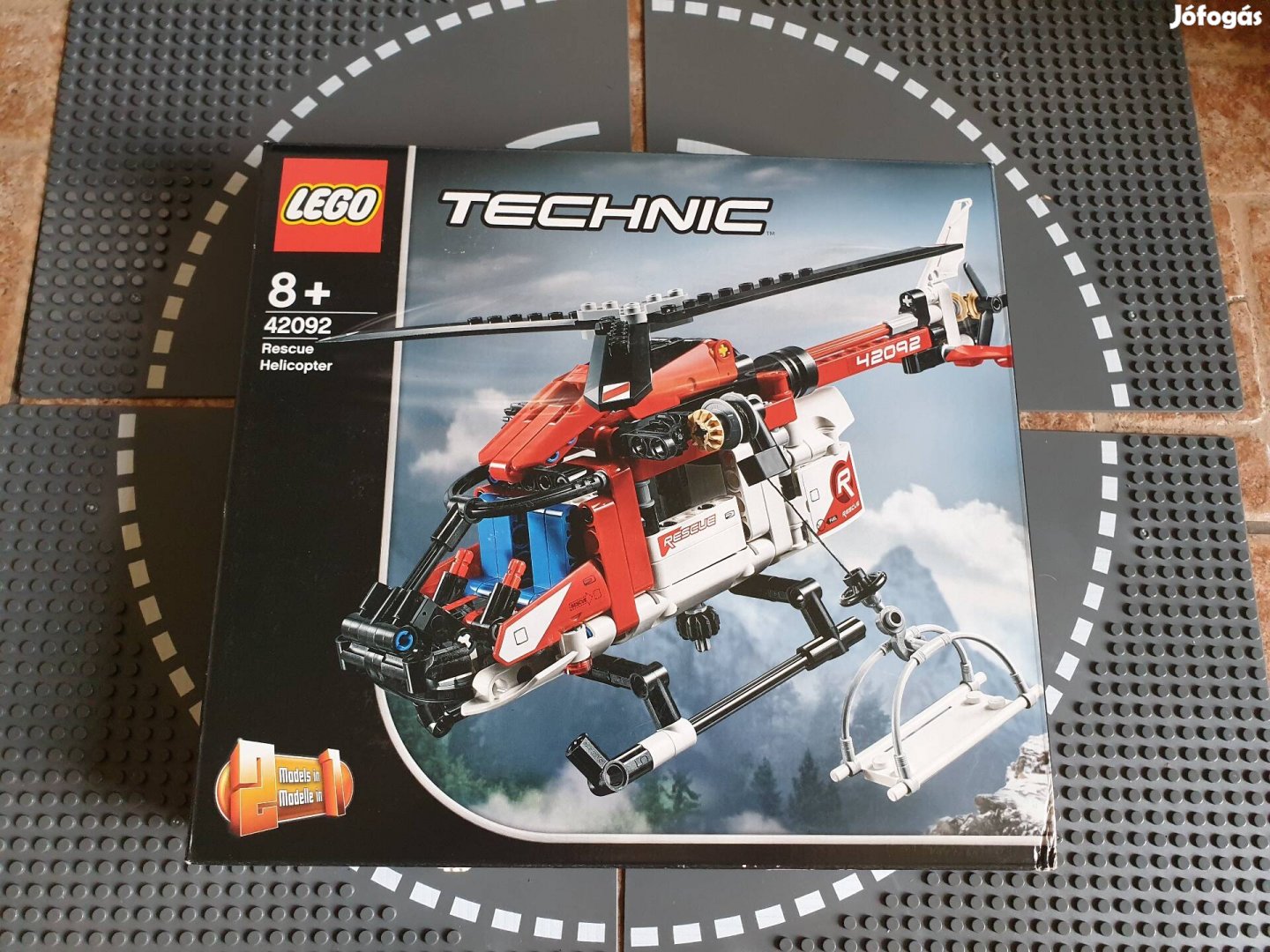 Lego technic 42092 mentőhelikopter, új, Gyereknap
