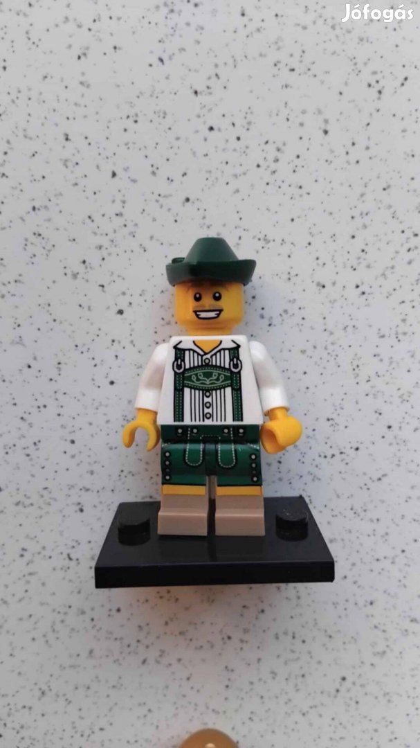 Lego térdnadrágos figura