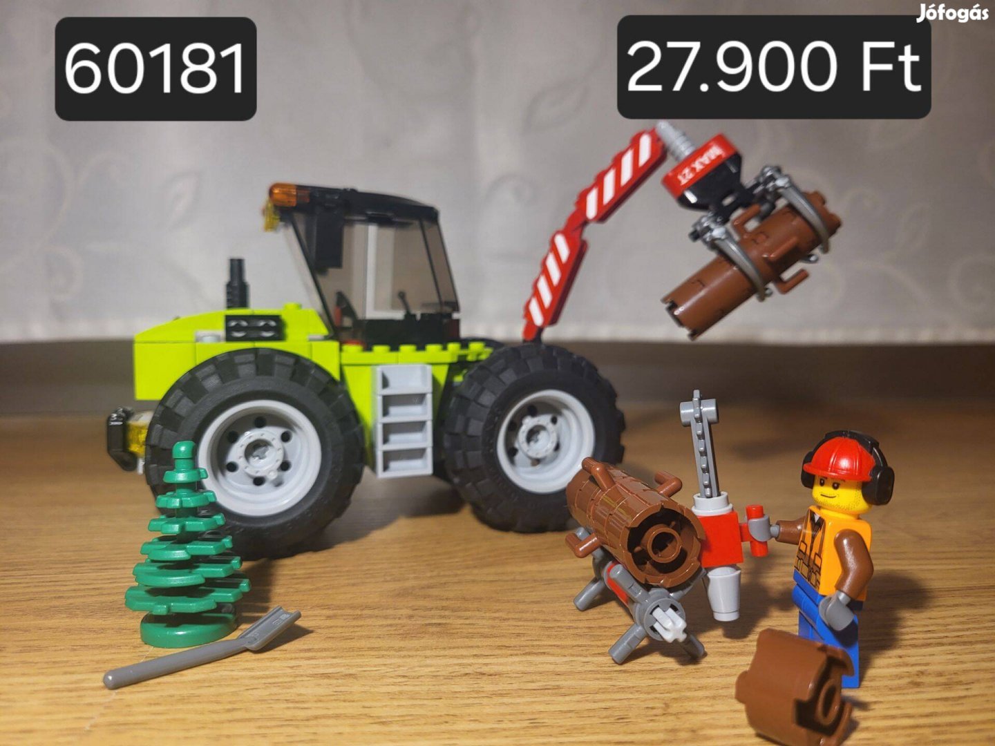 Lego traktor dobozzal, leírással