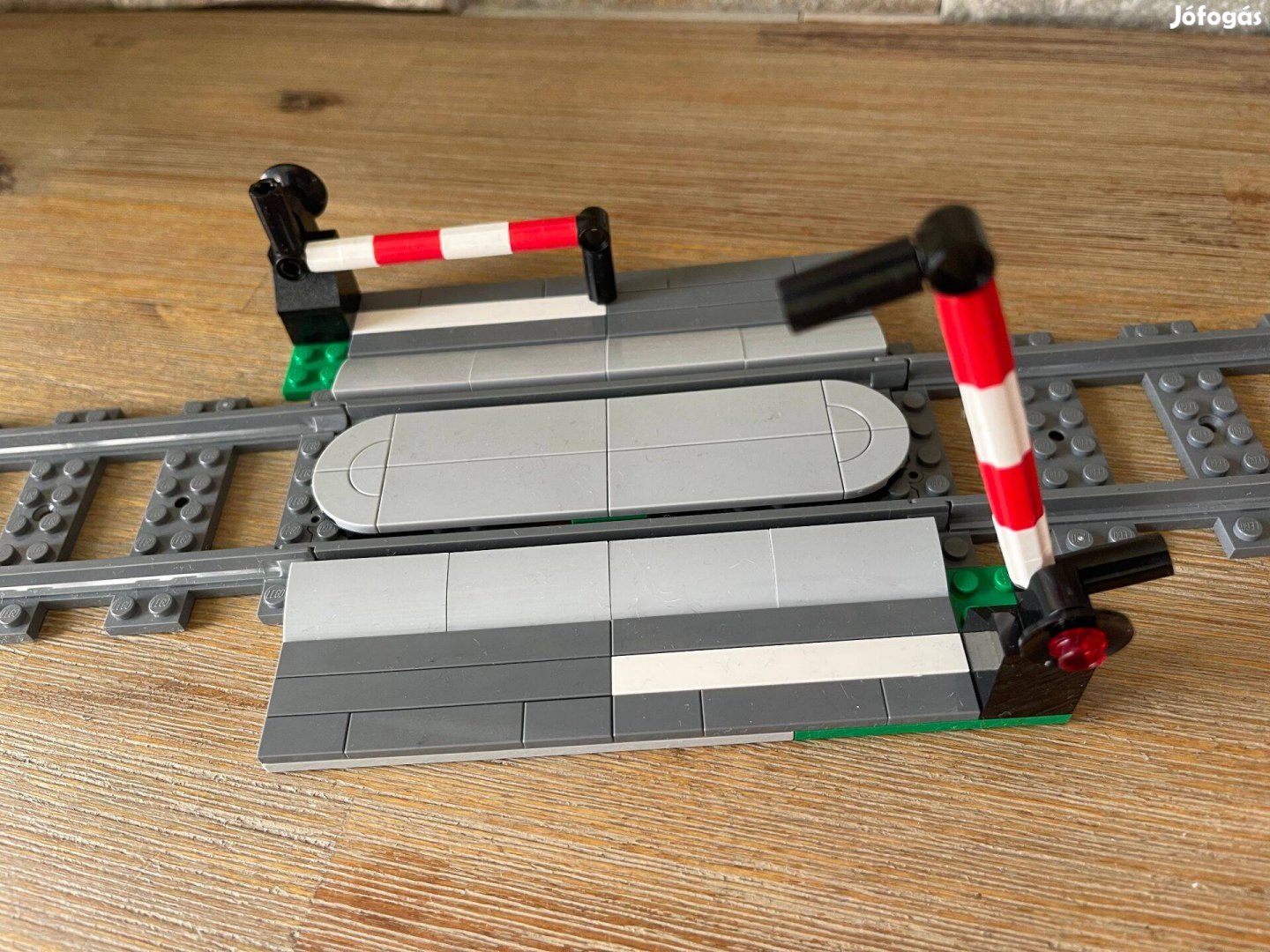 Lego vasut vonat atjaro Lego vasuti sorompos atjaro