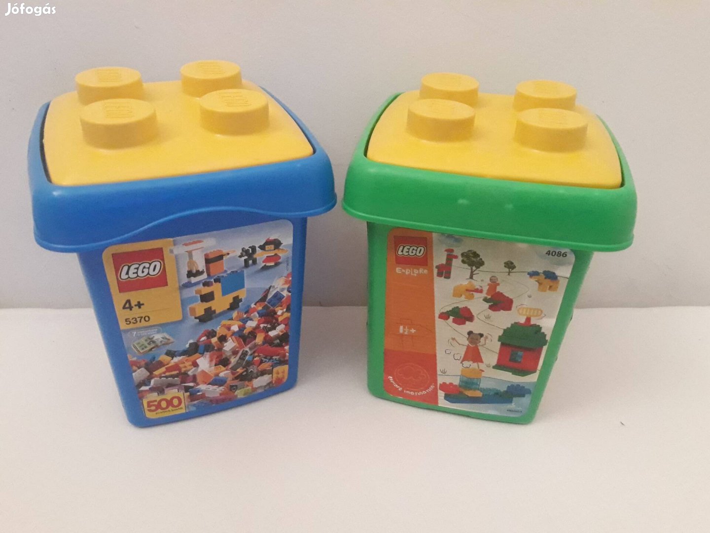 Lego vödör, 2 db, lego nincs benne!!!!