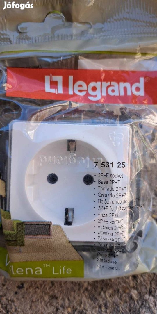 Legrand Valena LIFE aljzat / kapcsolók / keretek