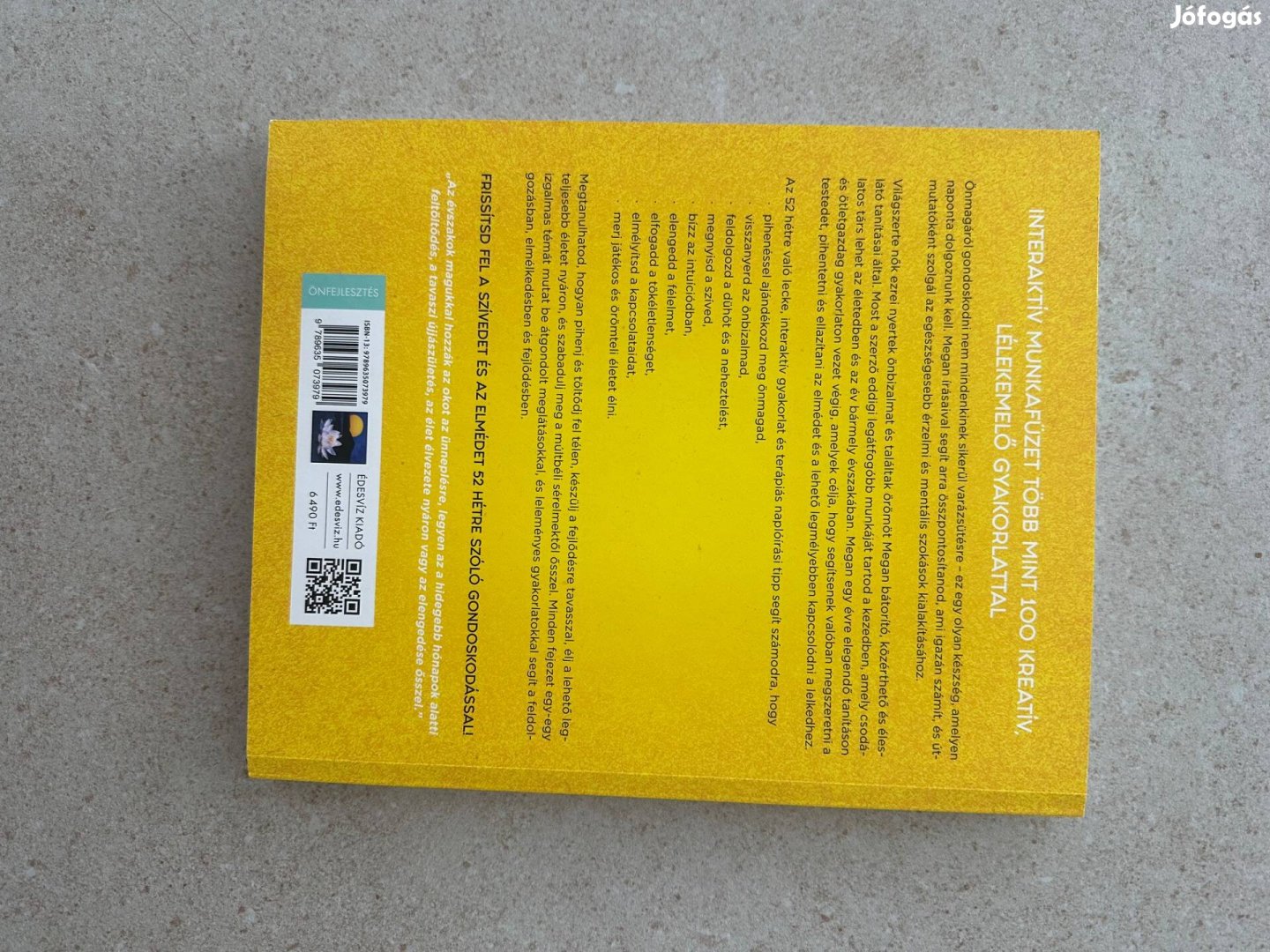 Légy kedves önmagadhoz Megan Logan