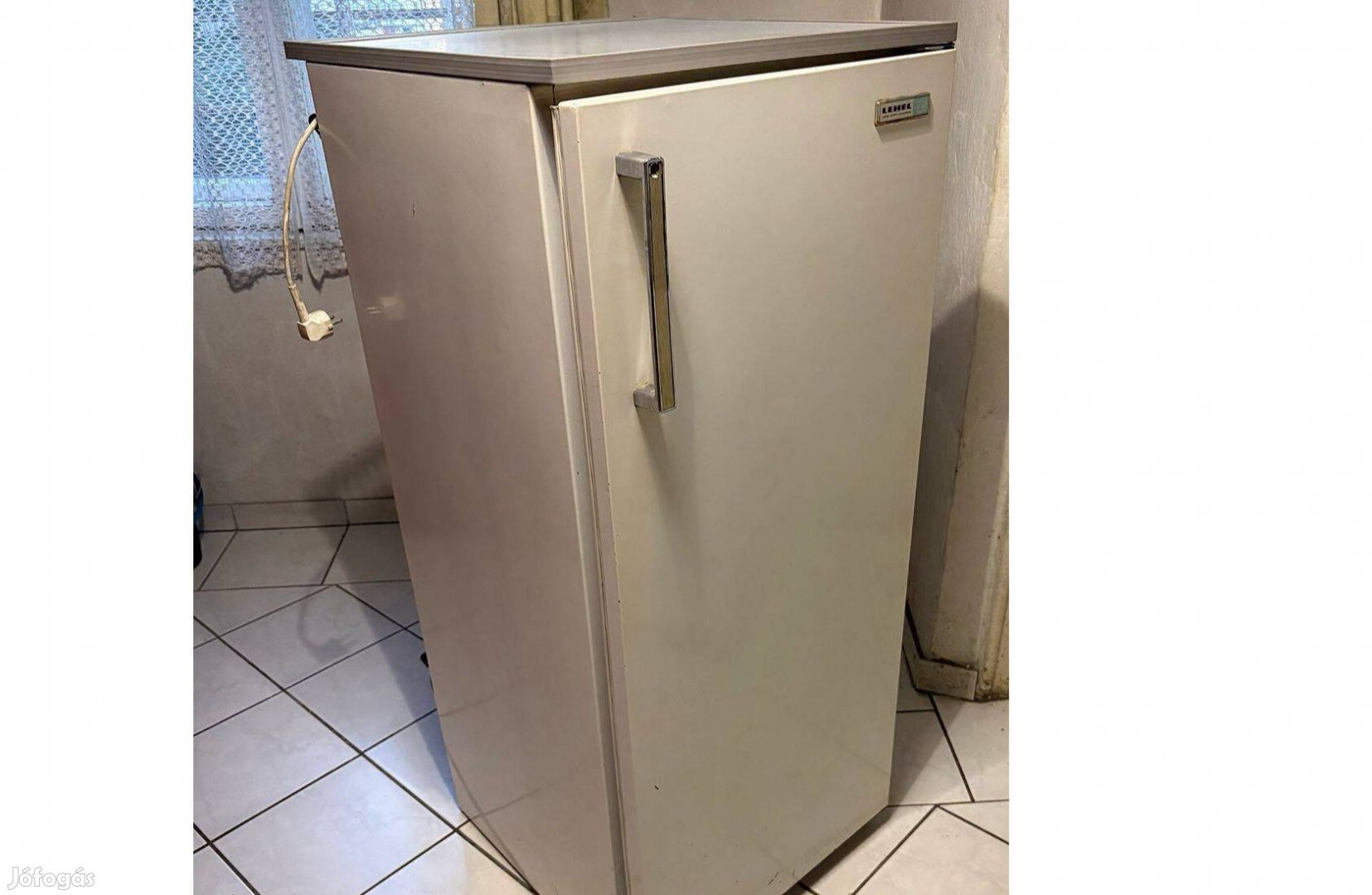 Lehel HB240 hűtőszekrény fagyasztóval Működik!