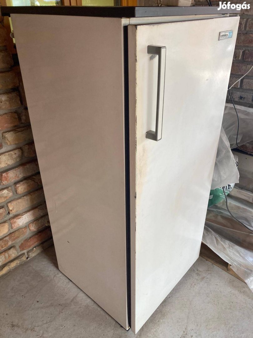 Lehel hűtőgép beépített fagyasztóval