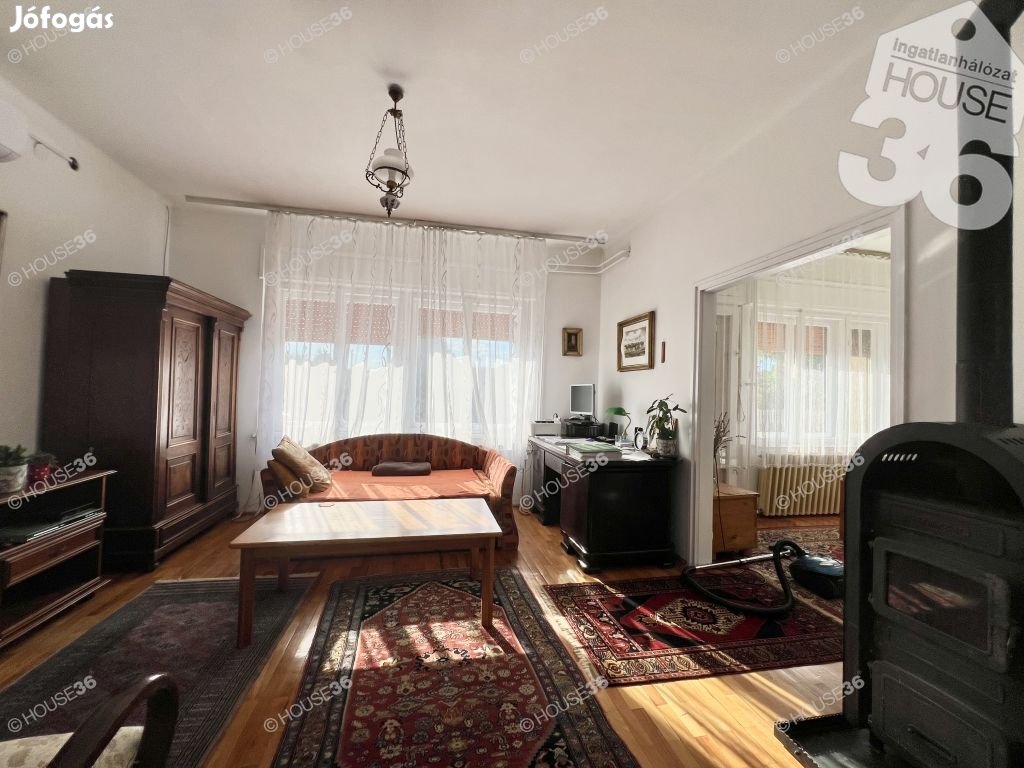 Lehetőségekkel teli Családi Ház Eladó Kecskeméten a