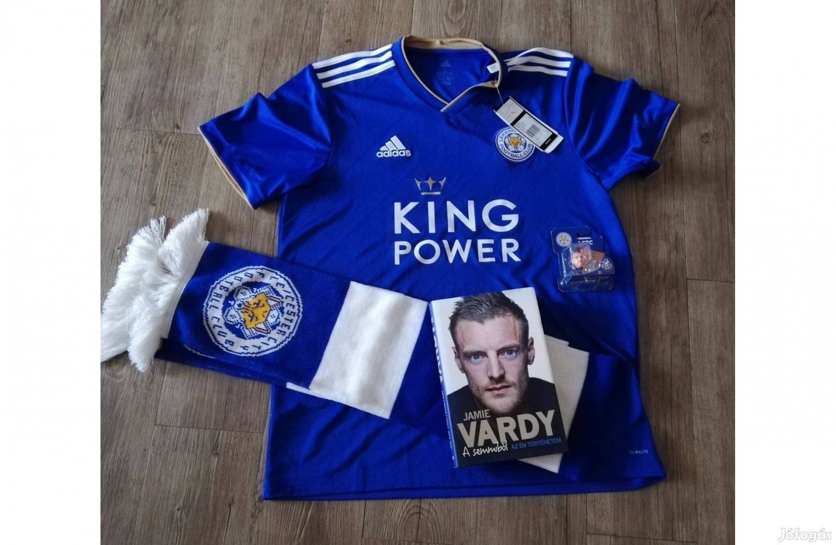 Leicester City L-es mez L sál adidas Vardy könyv és figura Új! egyben