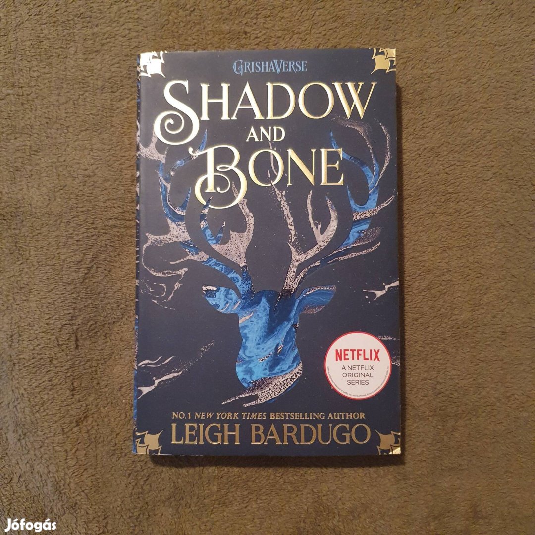 Leigh Bardugo: Shadow and Bone könyvek