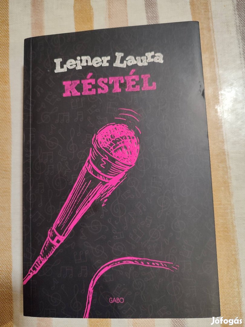 Leiner Laura Késtél című könyv 