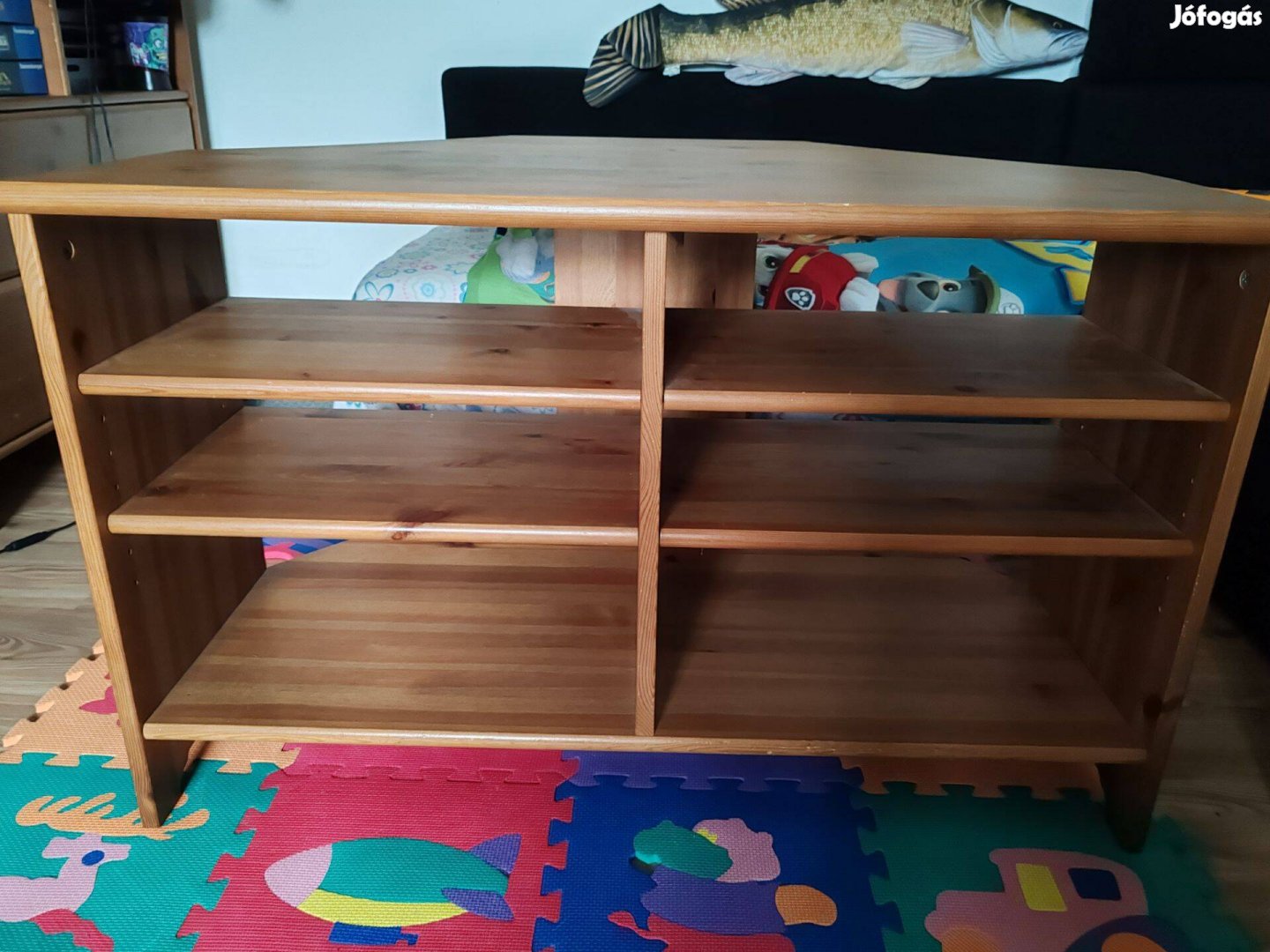 Leksvik sarok tv állvány