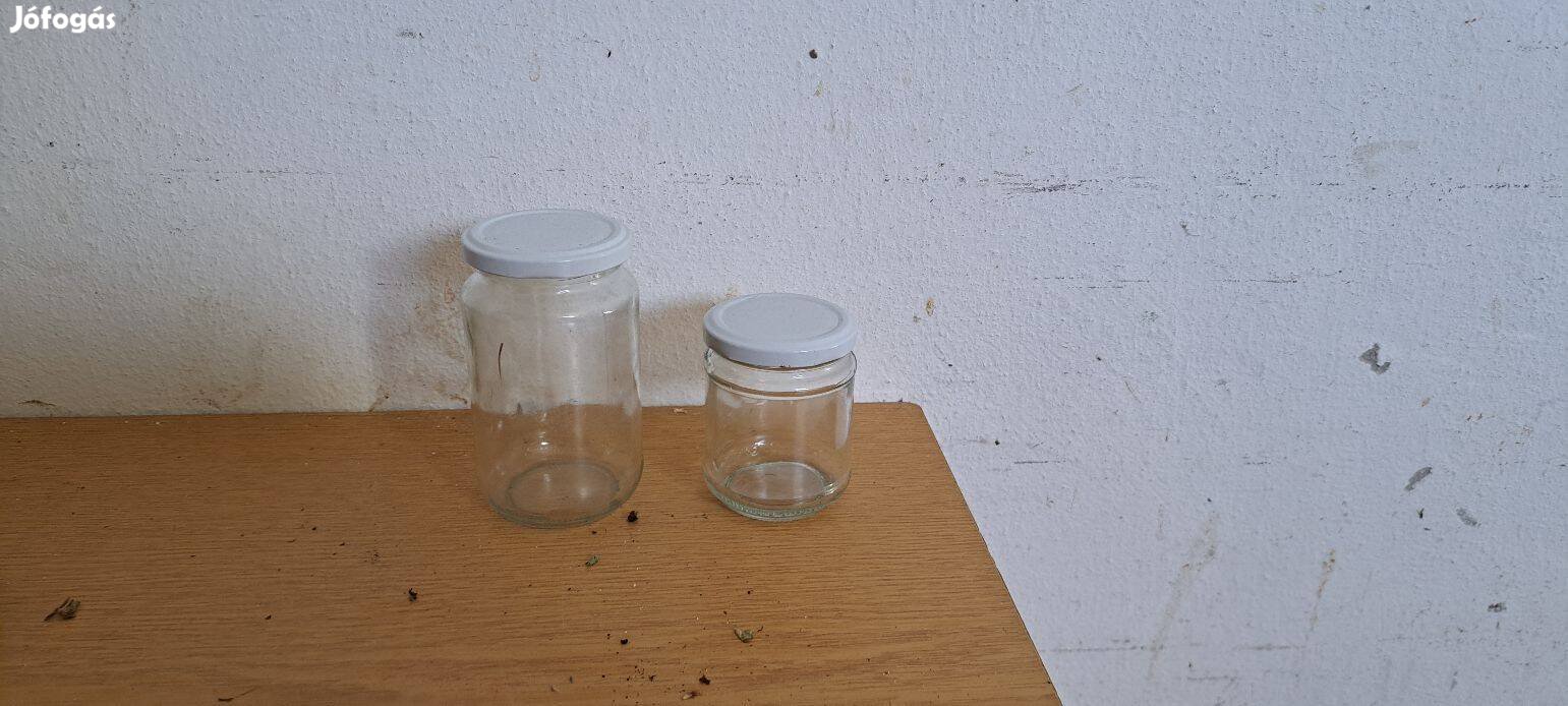 Lekváros üvegek