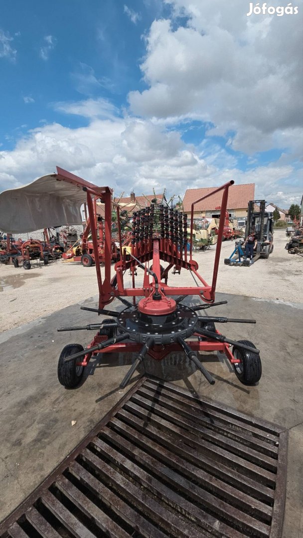 Lely Hybiscus 425 Tandem Rendsodró 