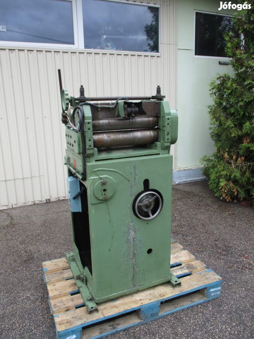 Lemezegyengető Egyengető lemez egyengető 430x1mm 1026