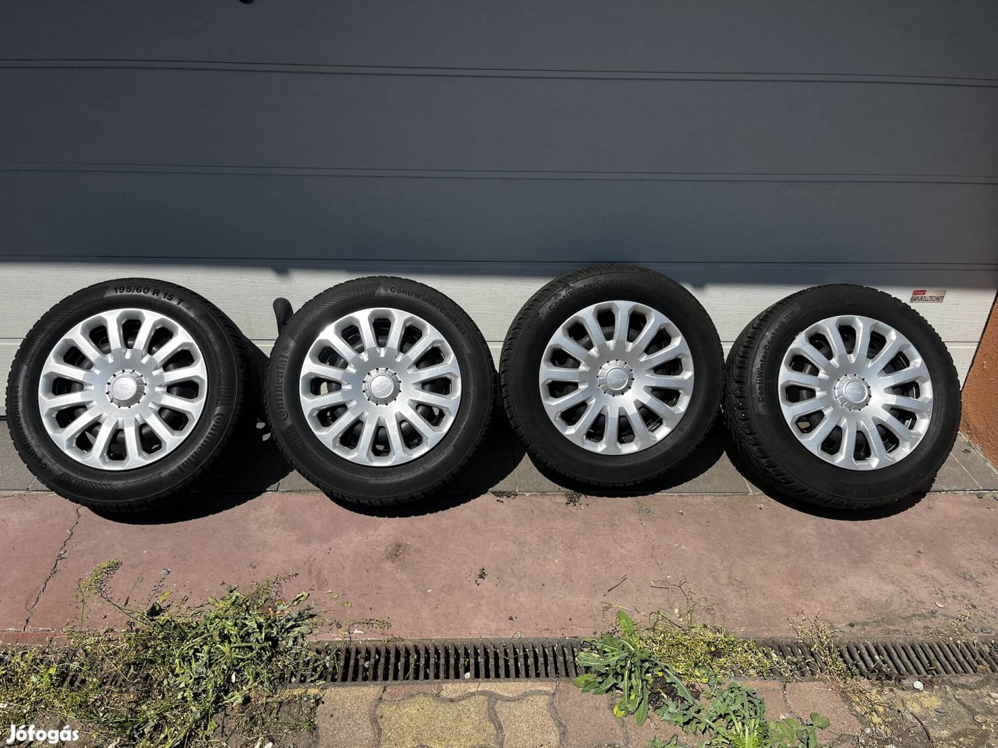 Lemezfelni Ford Bmax 