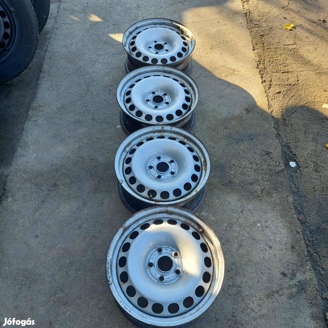 Lemezfelni VW 16 colos 61/2Jx 16H ET33 Eladó!