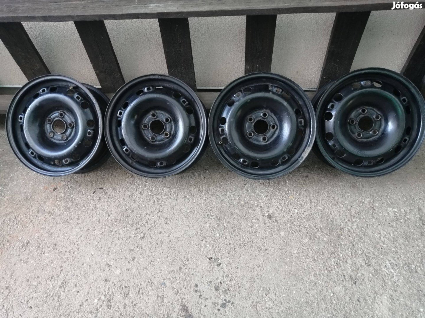 Lemezfelni jó állapotban eladó