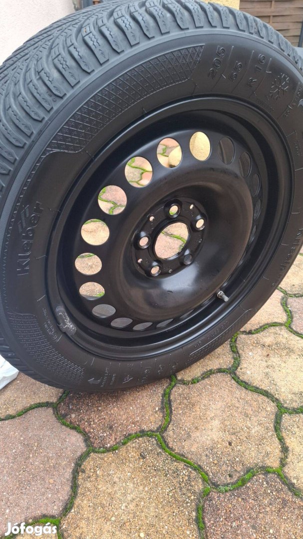 Lemezfelni+téligumi 205/55 R16