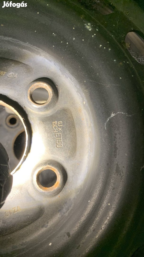 Lemezfelni téligumival eladó 6J X 15 CH  ET50