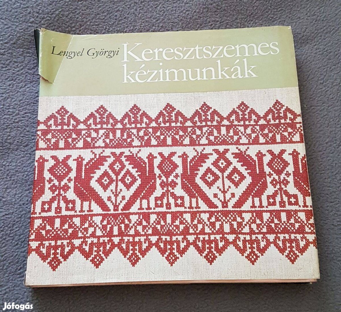 Lengyel Gyöngyi - Keresztszemes kézimunkák könyv