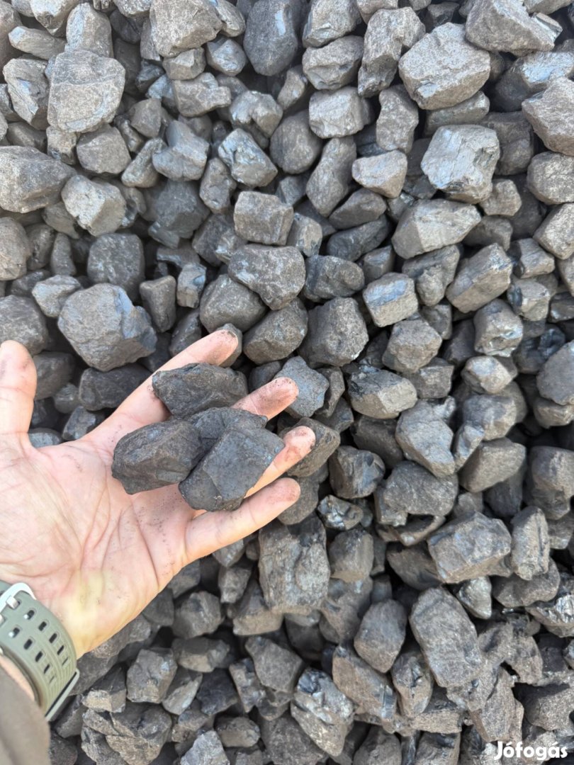 Lengyel fekete és cseh barna szén rendelhető ingyenes