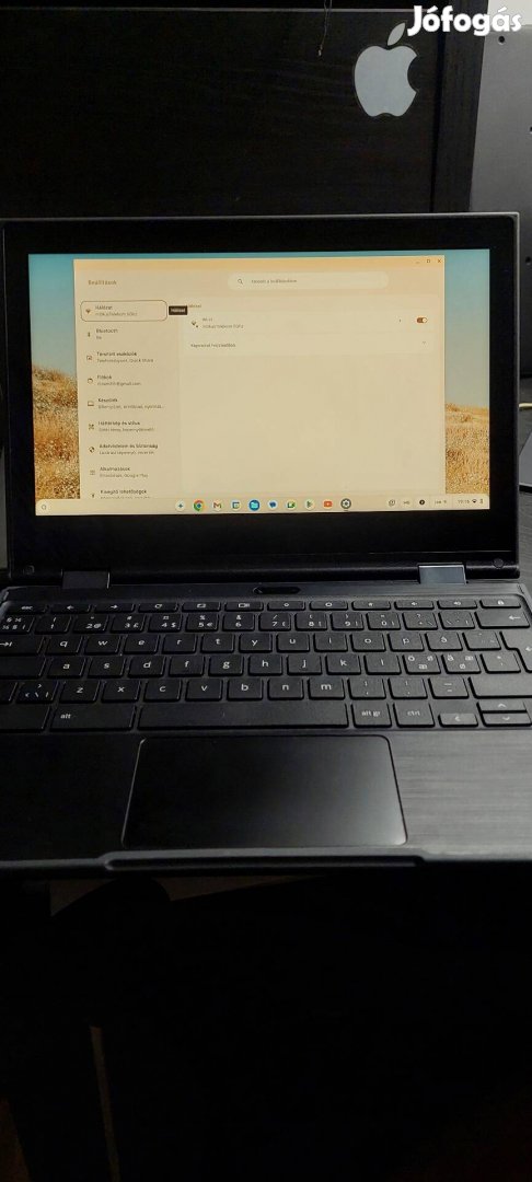 Lenovo 300e 2nd Chromebook érintőképernyős, hajtogatós