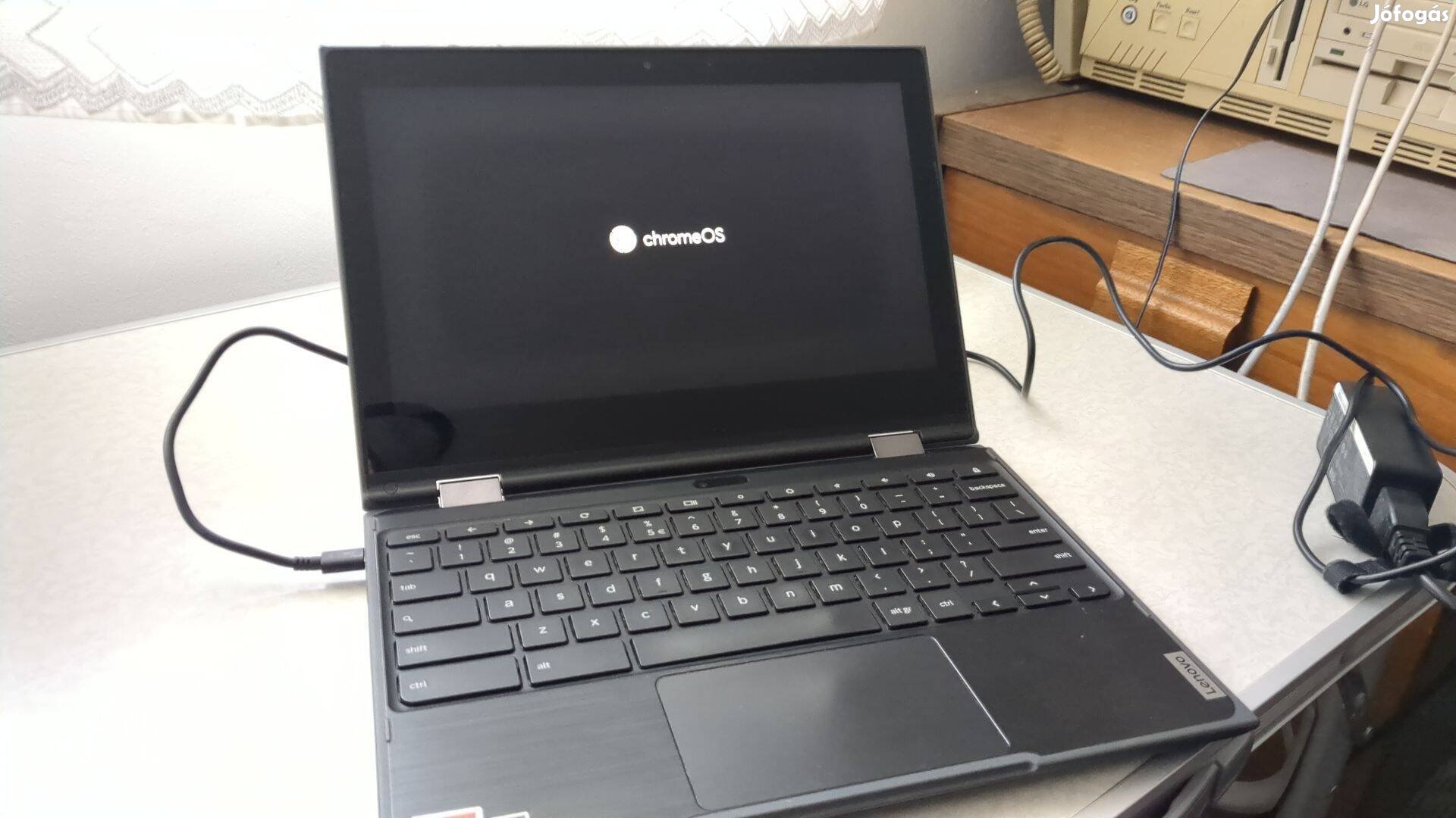Lenovo 300e Chromebook AMD