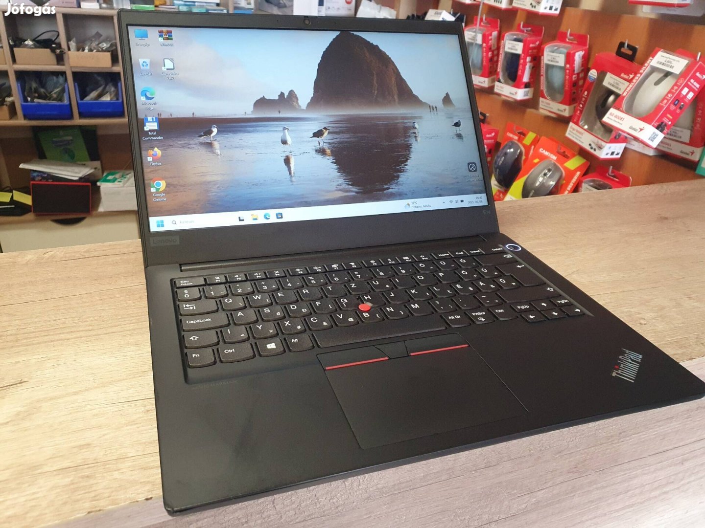 Lenovo E14 Core i3 10110U Fullhd IPS Magyar Billentyűzet