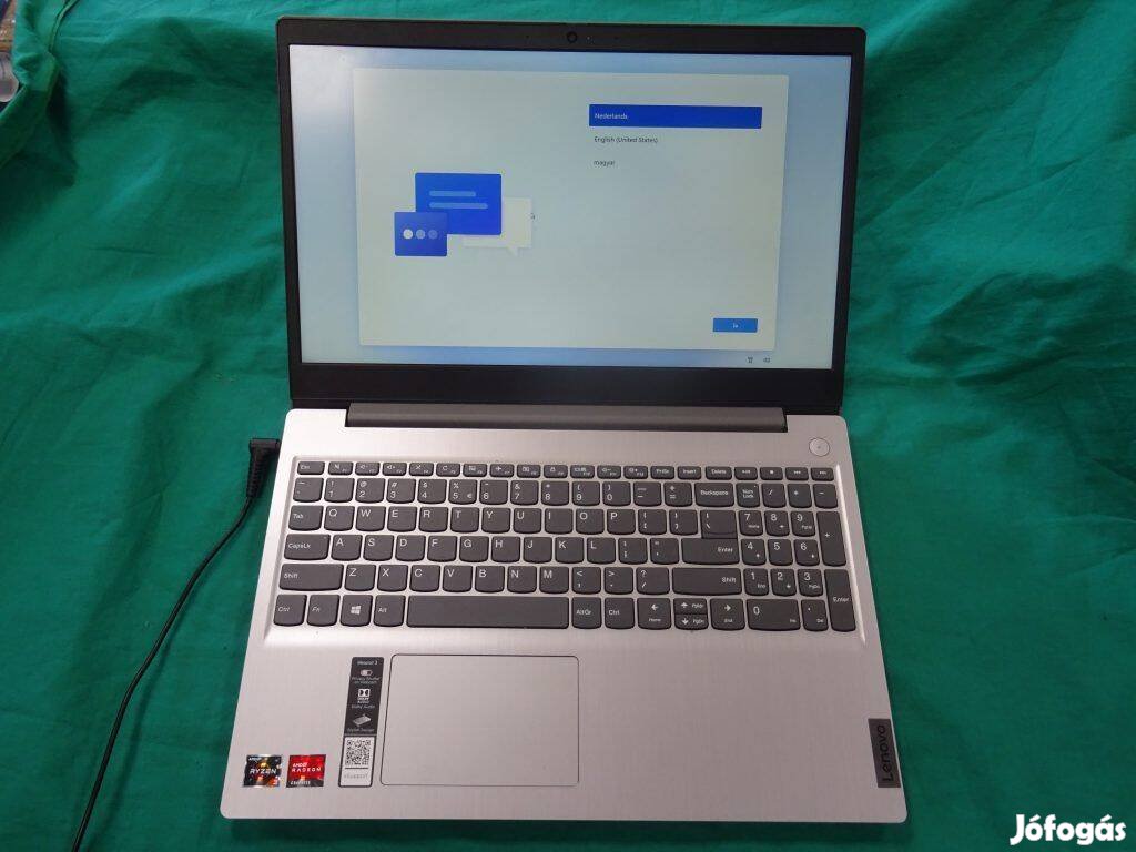 Lenovo Ideapad 3 (15ADA05) Ryzen 3/256GB SSD/8GB Notebook