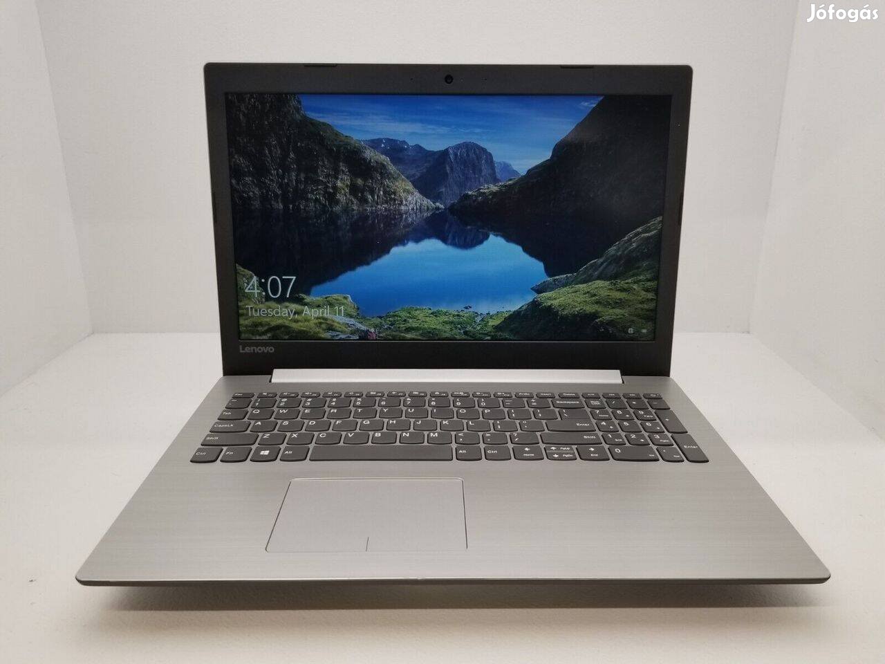 Lenovo Ideapad 80XS (320-15ABR) négymagos, gyors és erős laptop