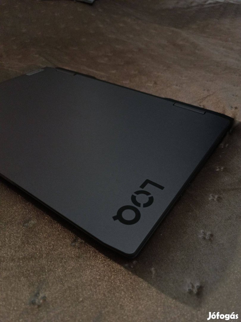 Lenovo LOQ 15IRH8 gamer laptop i5-13500H Rtx 4060 16GB