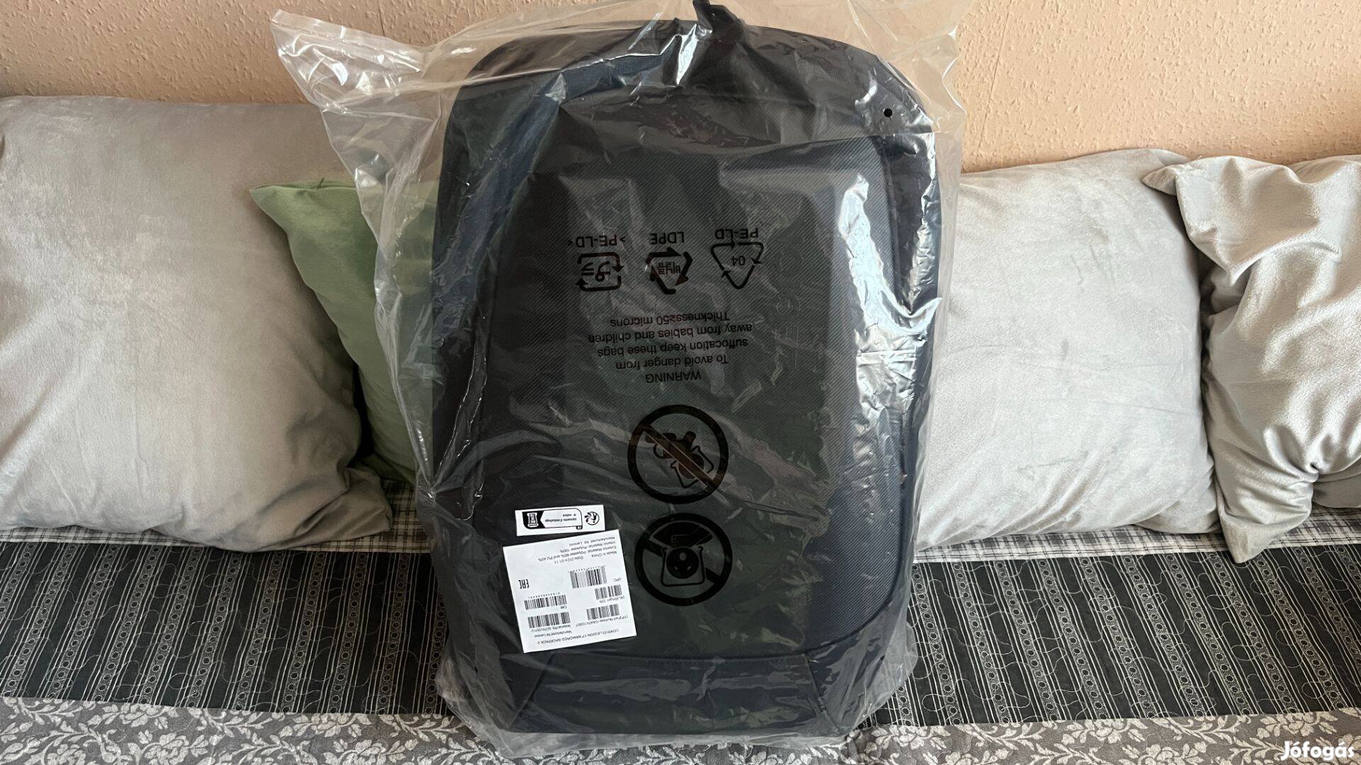 Lenovo Legion 17 Armored Backpack II új gamer laptop táska