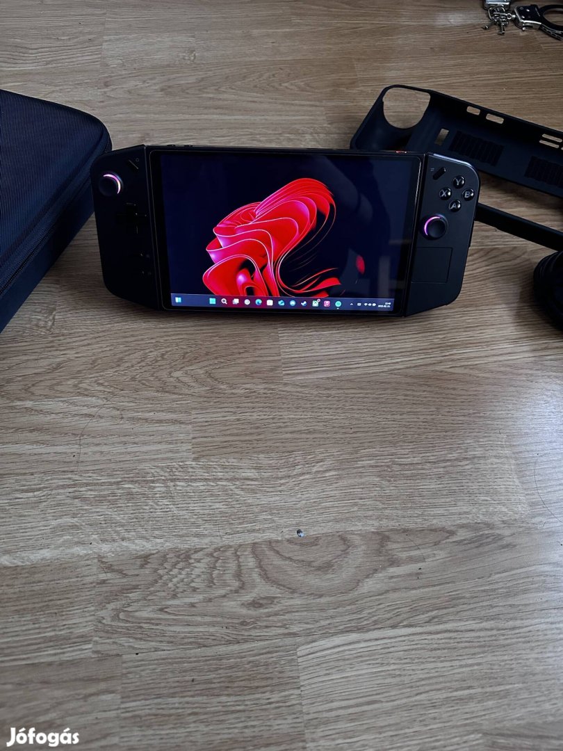 Lenovo Legion Go 512GB Kiváló állapotban